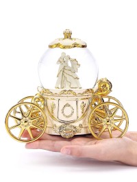 Goldene Schneekugel-Kutsche „Walzer der Liebe“ mit Beleuchtung, Rotation und Spieluhr