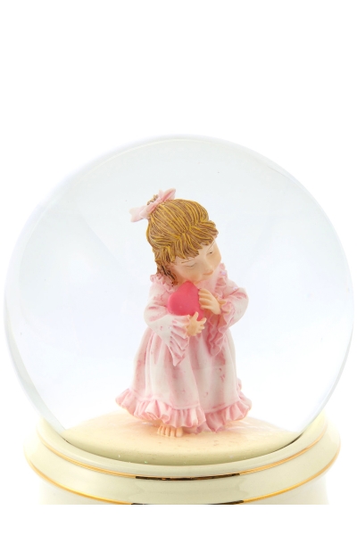 Cœur d’ange – boule à neige musicale artisanale avec ange et cœur rouge