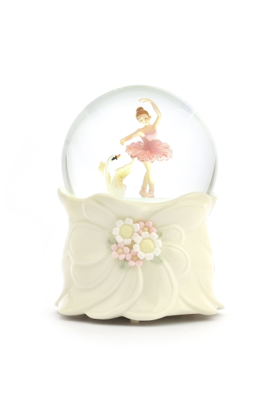 Schneekugel „Schwanensee“ – Schneekugel mit Spieluhr, Ballerina, Beleuchtung und automatischem Schneewirbel