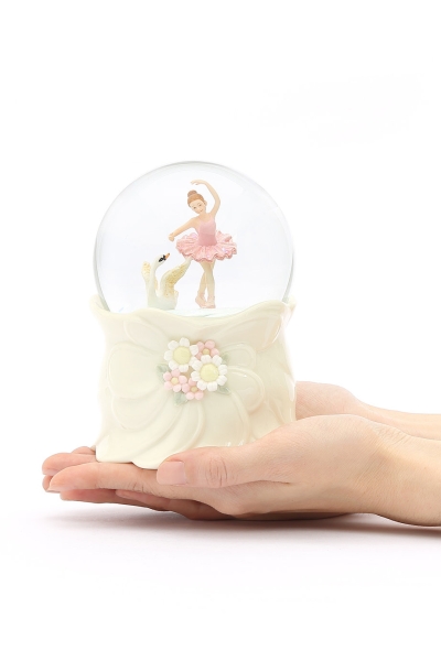 Schneekugel „Schwanensee“ – Schneekugel mit Spieluhr, Ballerina, Beleuchtung und automatischem Schneewirbel