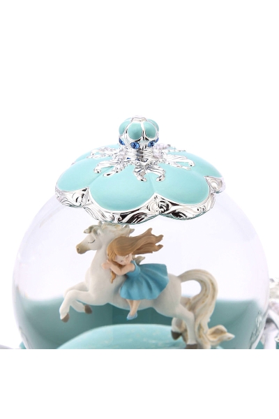 Boule à neige avec carrosse de princesse, mélodie "La vie en rose", éclairage et rotation