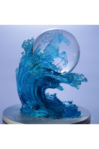 Boule à neige lumineuse moderne avec cheval et effet tourbillon